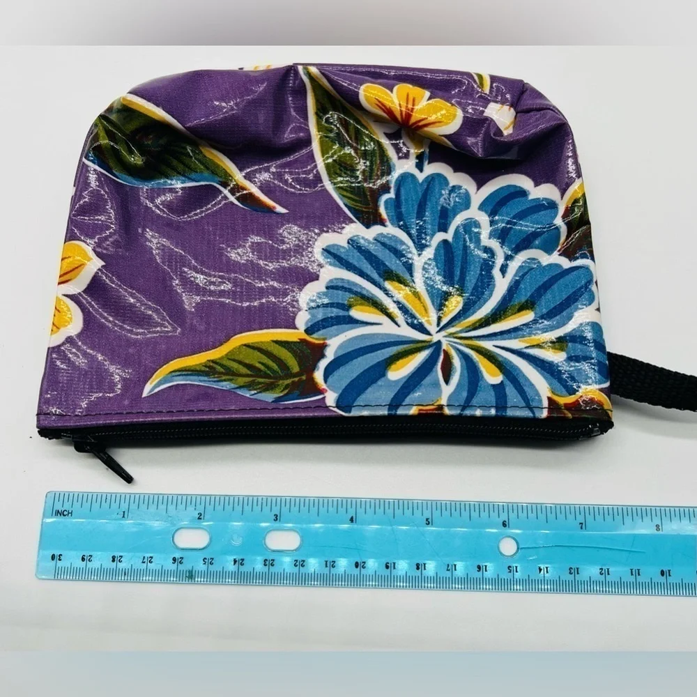Love Shine Patchwork Floral Oil Cloth, Toiletry/ Cosmetic Case, Travel Bag